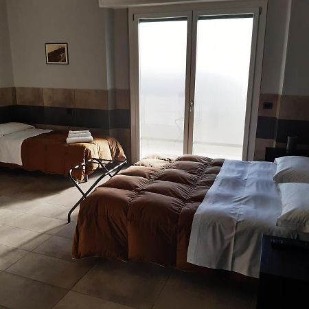 La Montrucca Camere كاسيلّي تورينيسي المظهر الخارجي الصورة